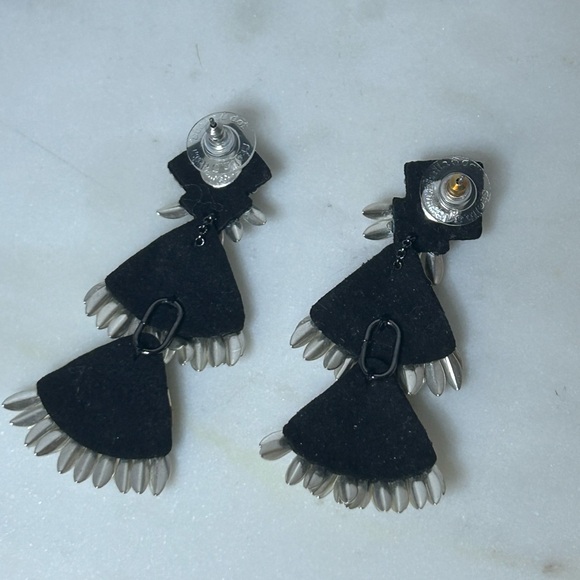 Stella&Dot Statement Earring - like new/display only - Picture 2 of 6